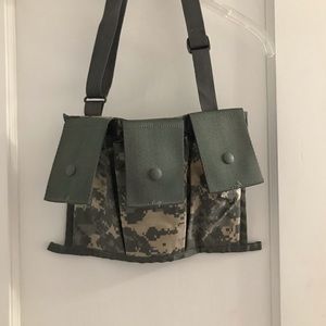 Ammunition bandoleer 6 mag 3 pocket